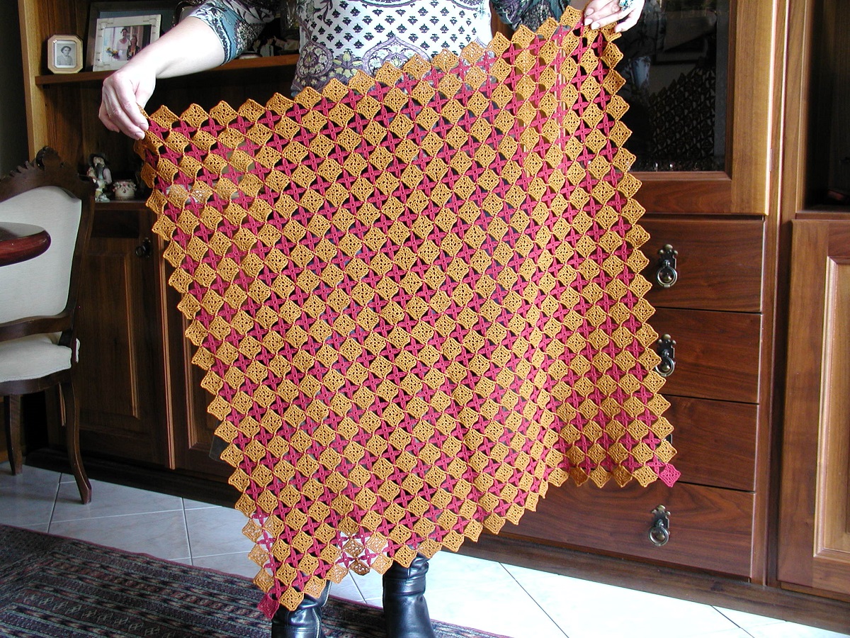 Medieval Crochet Lace Tablecloth - Copritavola in pizzo crochet "Medievale"