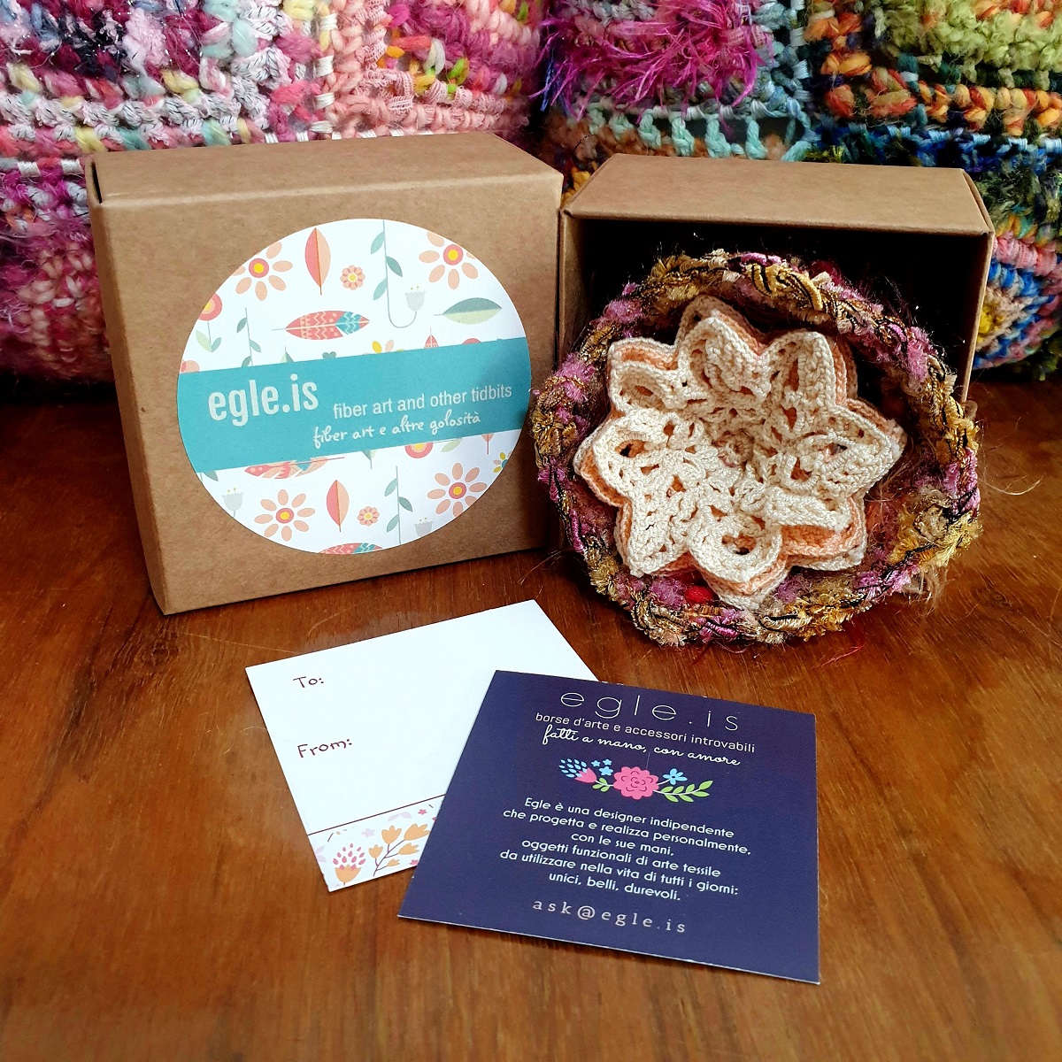 Abstract Flower #2 RRR Fiber Art Brooch - Fiore Astratto #2 spilla fiber art RRR