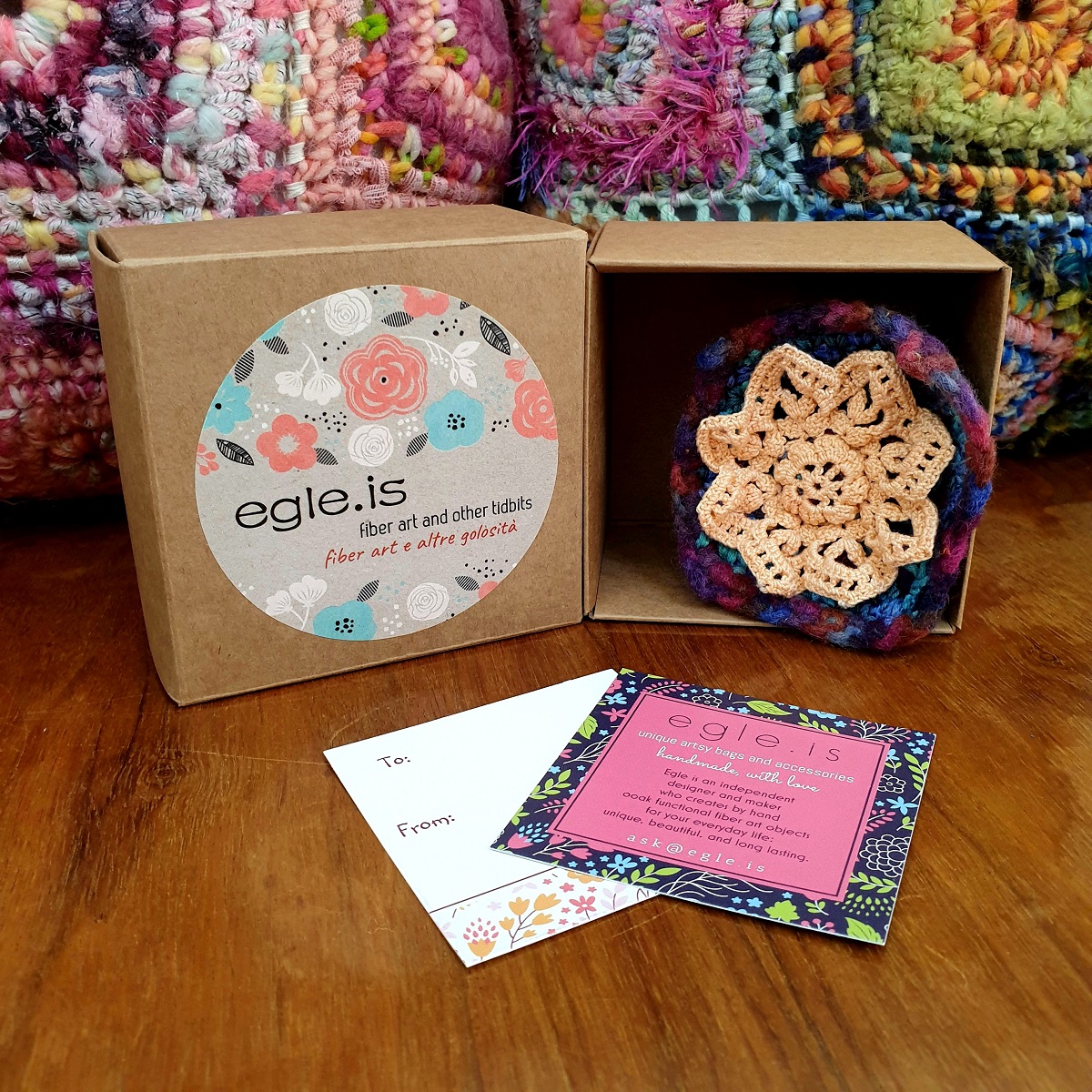 Abstract Flower #13 RRR Fiber Art Brooch - Fiore Astratto #13 spilla fiber art RRR