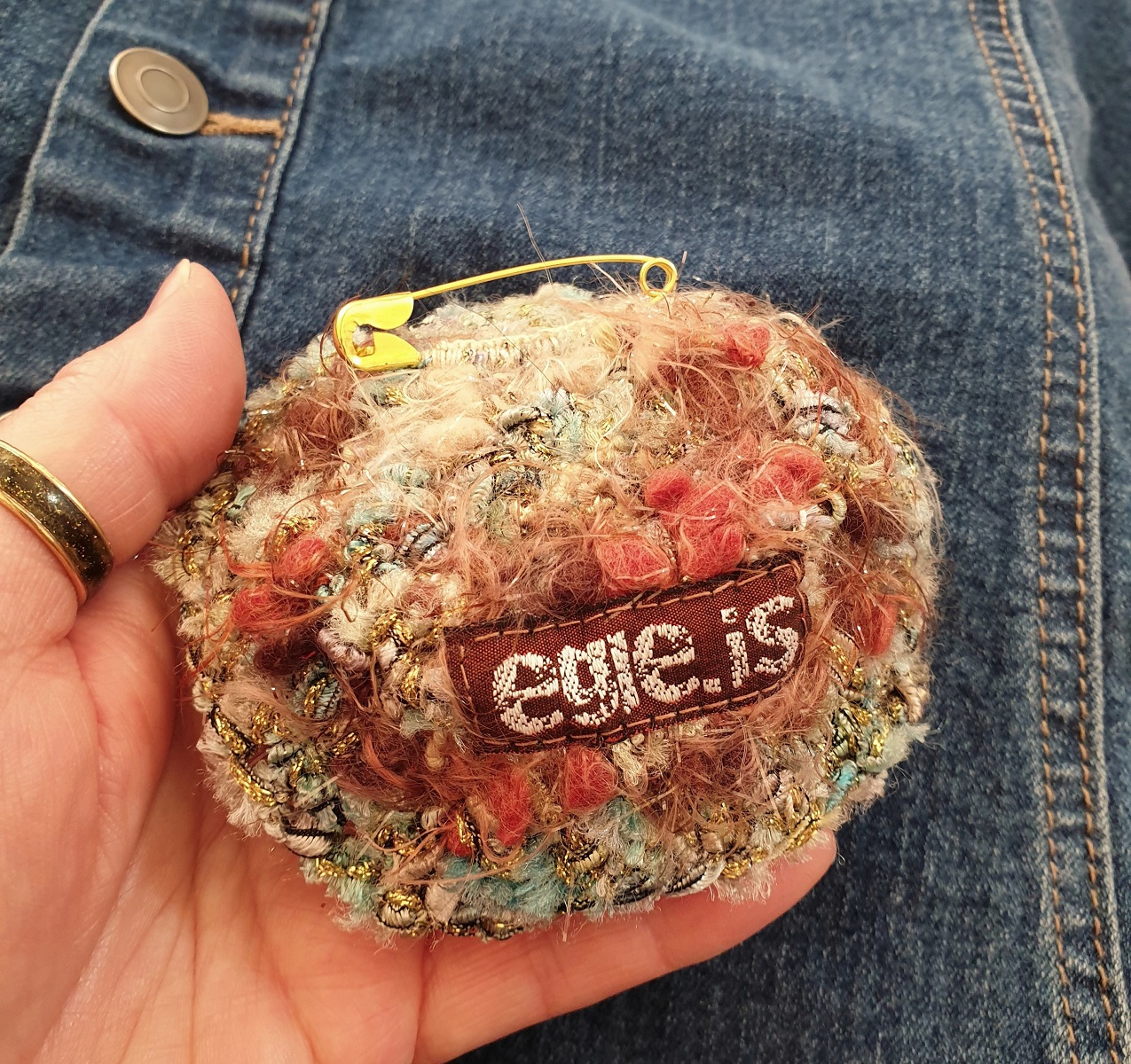 Abstract Flower #18 RRR Fiber Art Brooch - Fiore Astratto #18 spilla fiber art RRR