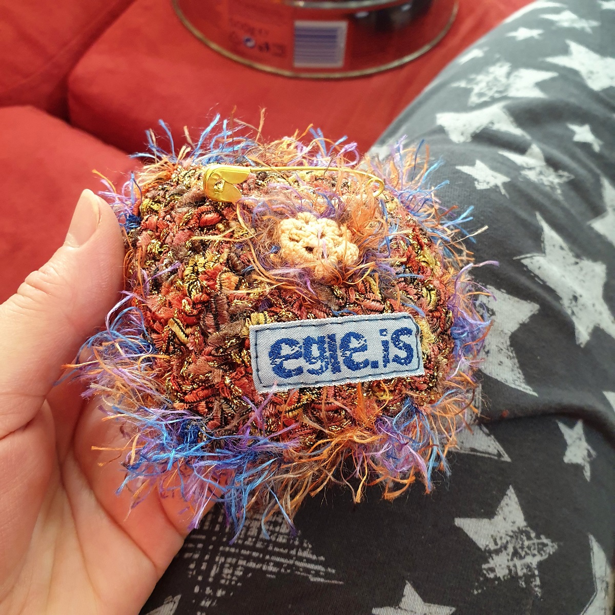 Abstract Flower #26 RRR Fiber Art Brooch - Fiore Astratto #26 spilla fiber art RRR