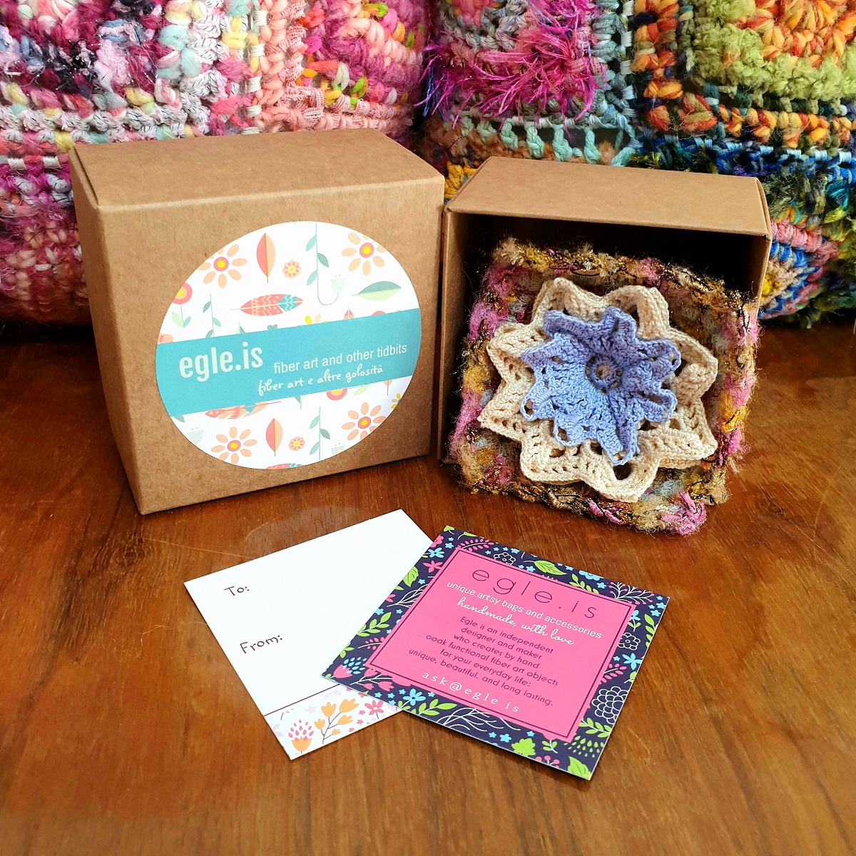 Abstract Flower #27 RRR Fiber Art Brooch - Fiore Astratto #27 spilla fiber art RRR