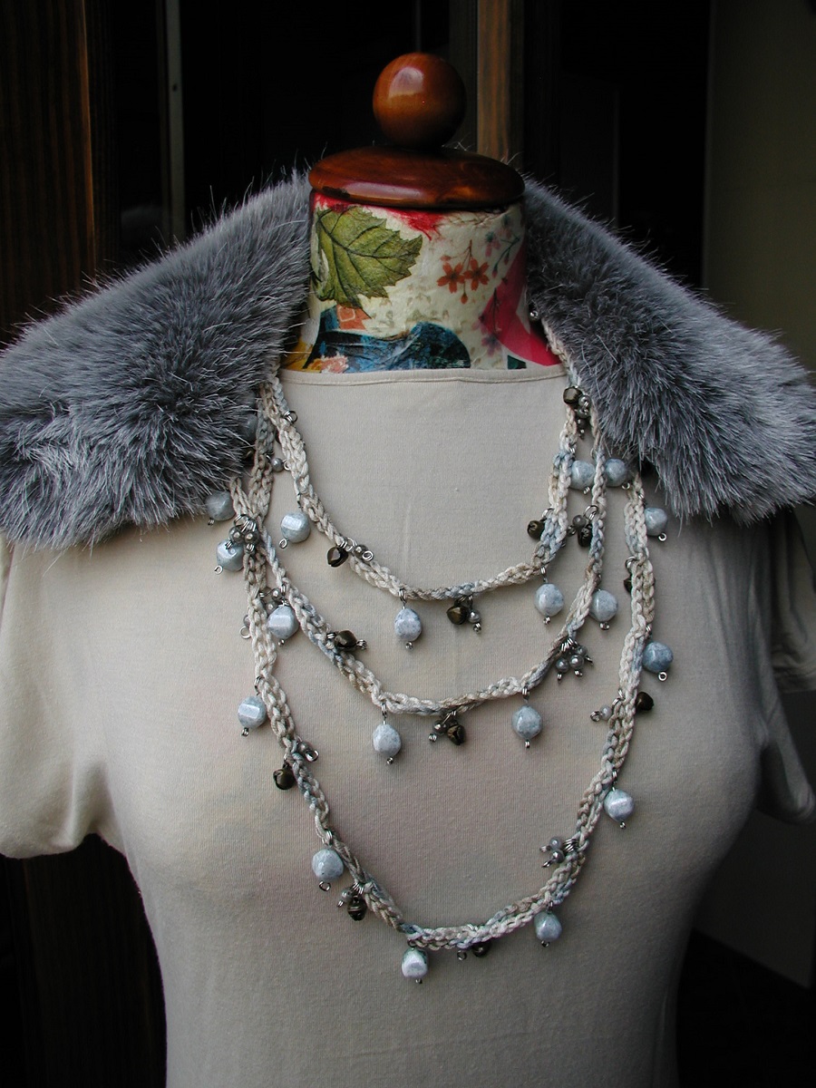 On the Seaside, in Winter Fancy Necklace - Collana fantasia “Sulla Spiaggia, in Inverno”
