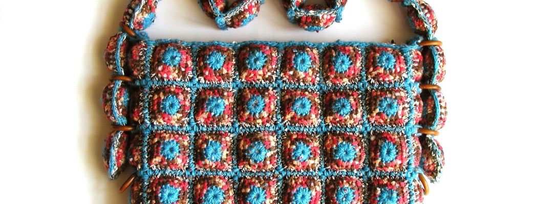 Yvonne Messenger Bag Red, Turquoise and Chocolate - Borsa messenger “Yvonne” turchese, rosso e cioccolato