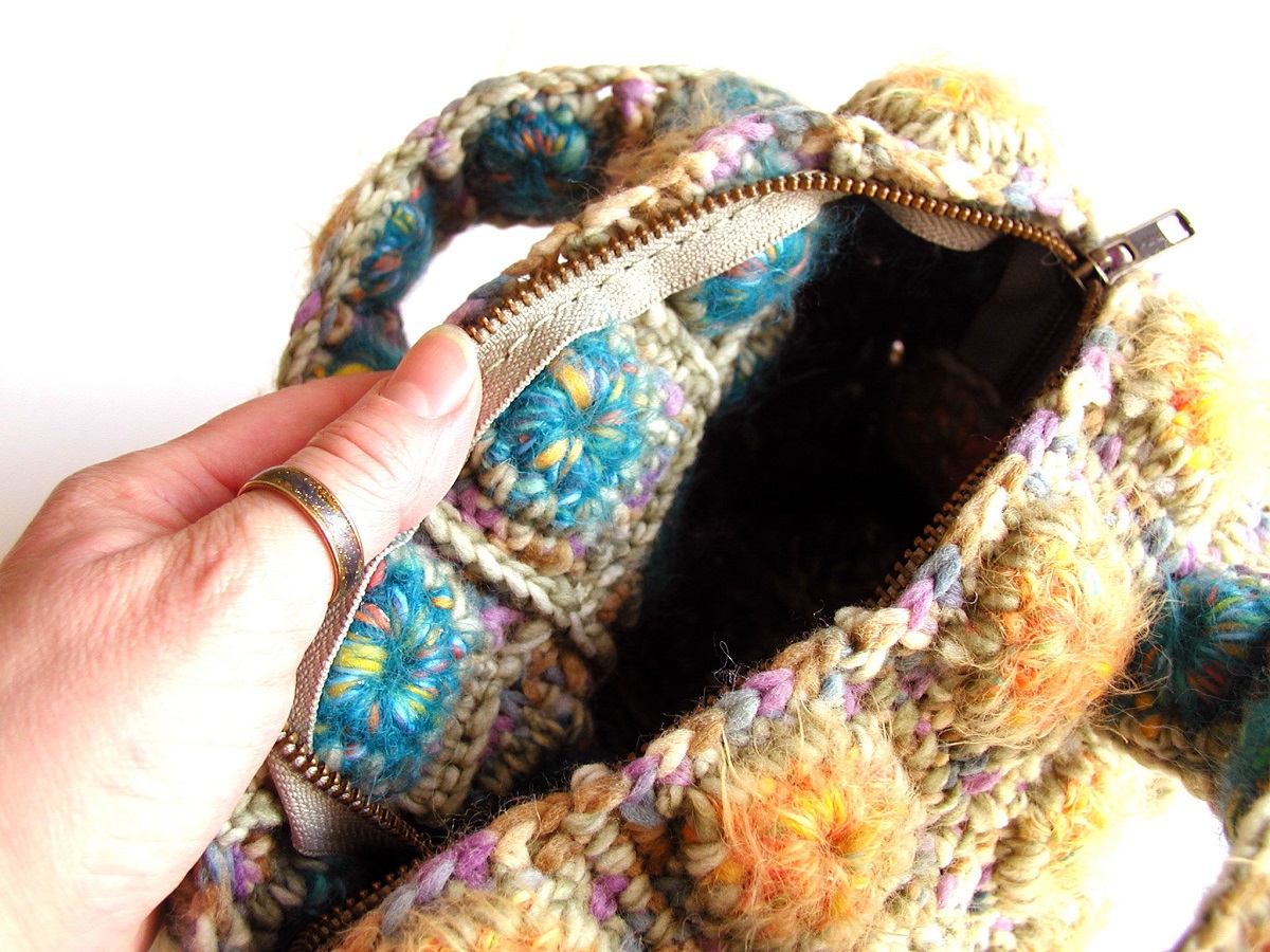 Blondie Fiber Art Mini Bag in Yellow - Mini borsa fiber art in giallo “Blondie”