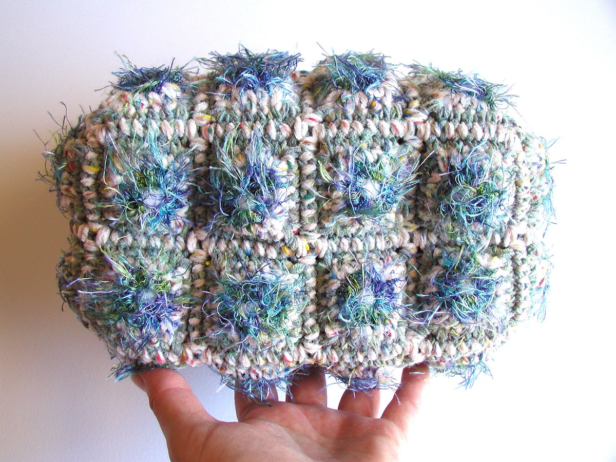 Anjanette Mini Bag in Denim Blue and White - Mini borsa “Anjanette” bianca e blu denim