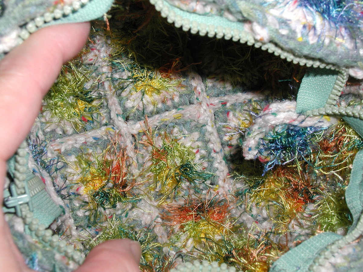 Anjanette Mini Bag in Denim Blue and White - Mini borsa “Anjanette” bianca e blu denim