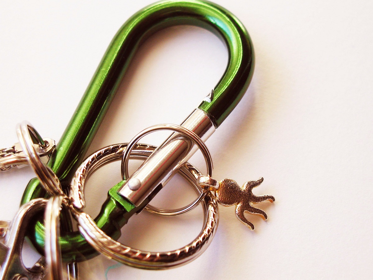 Little Yellow Race Car Whimsical Keychain - Automobilina Gialla portachiavi fantasia