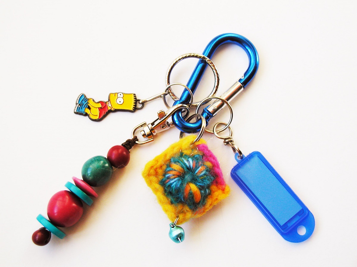 Bart Simpson Mooning Carabiner Keychain - Bart Mostraculo portachiavi a moschettone
