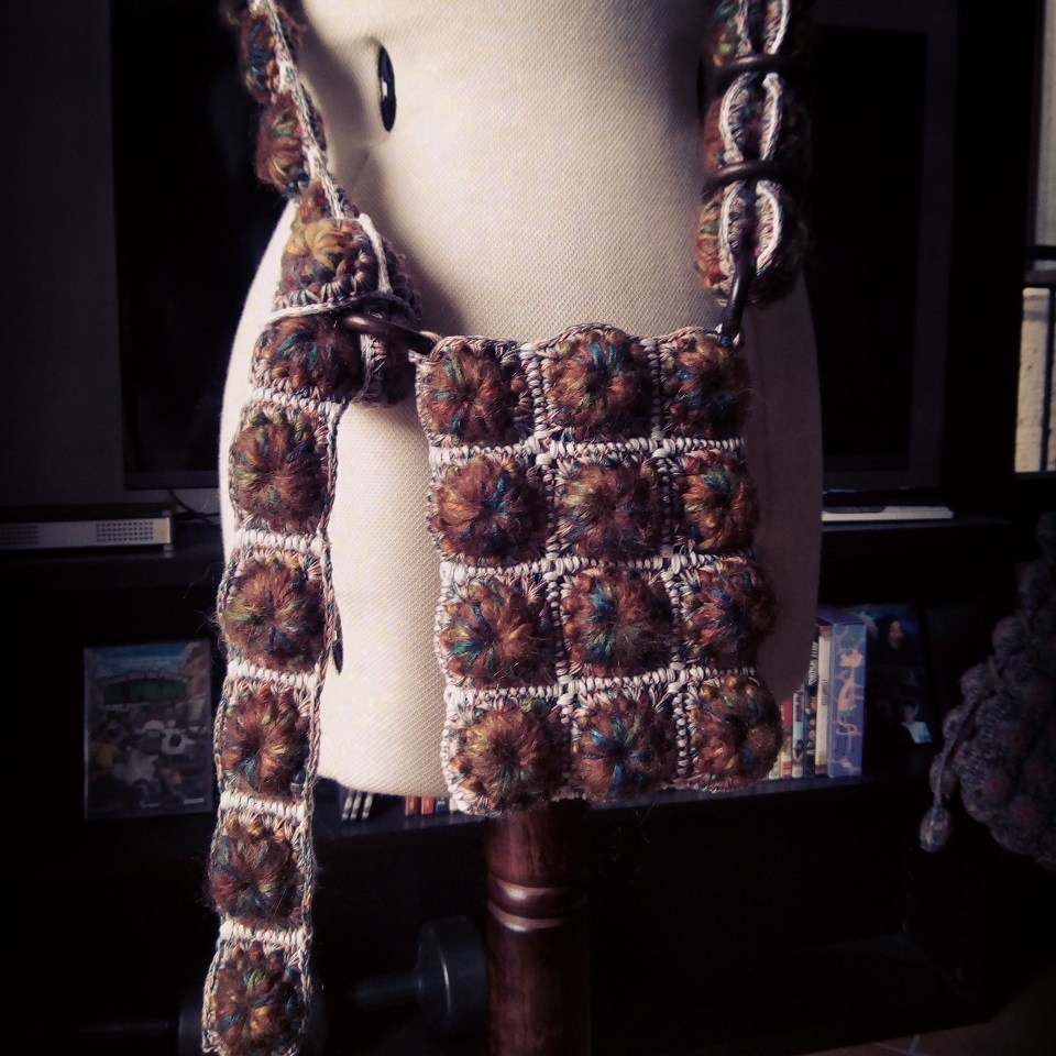 Farewell to Winter Crossbody Bag - Mini borsa a tracolla “Addio, Inverno”